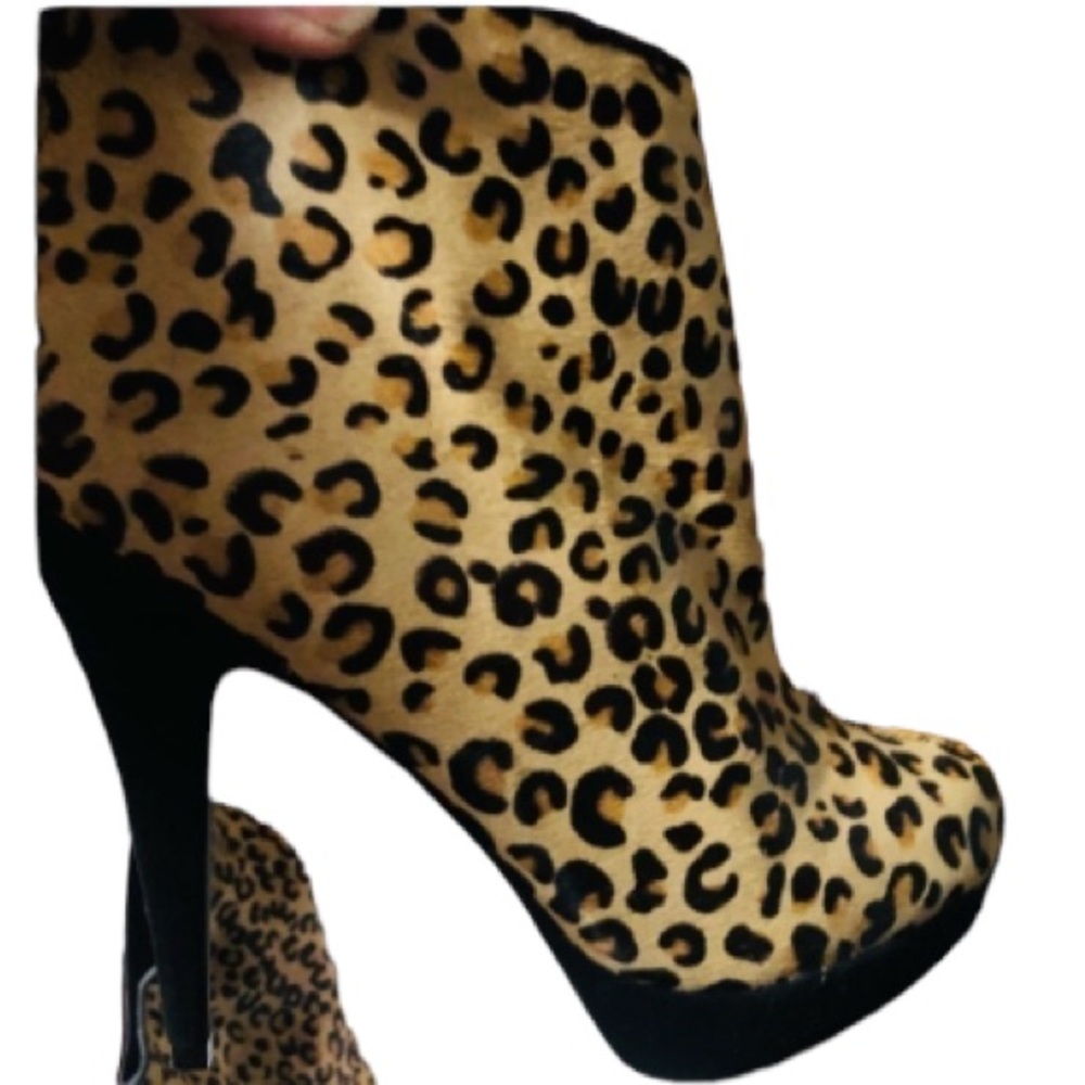 Aldo size 10 boots leopard print calf hair platform like new wore 1x